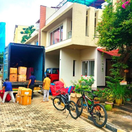City Connect packers and movers team local shifting